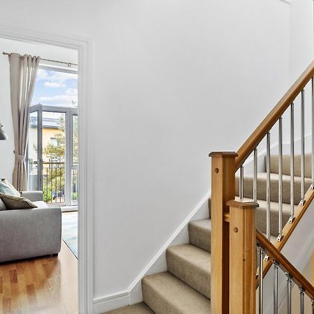 Spacious House By Quay - Sleeps 7 - Free Parking Plymouth Kültér fotó