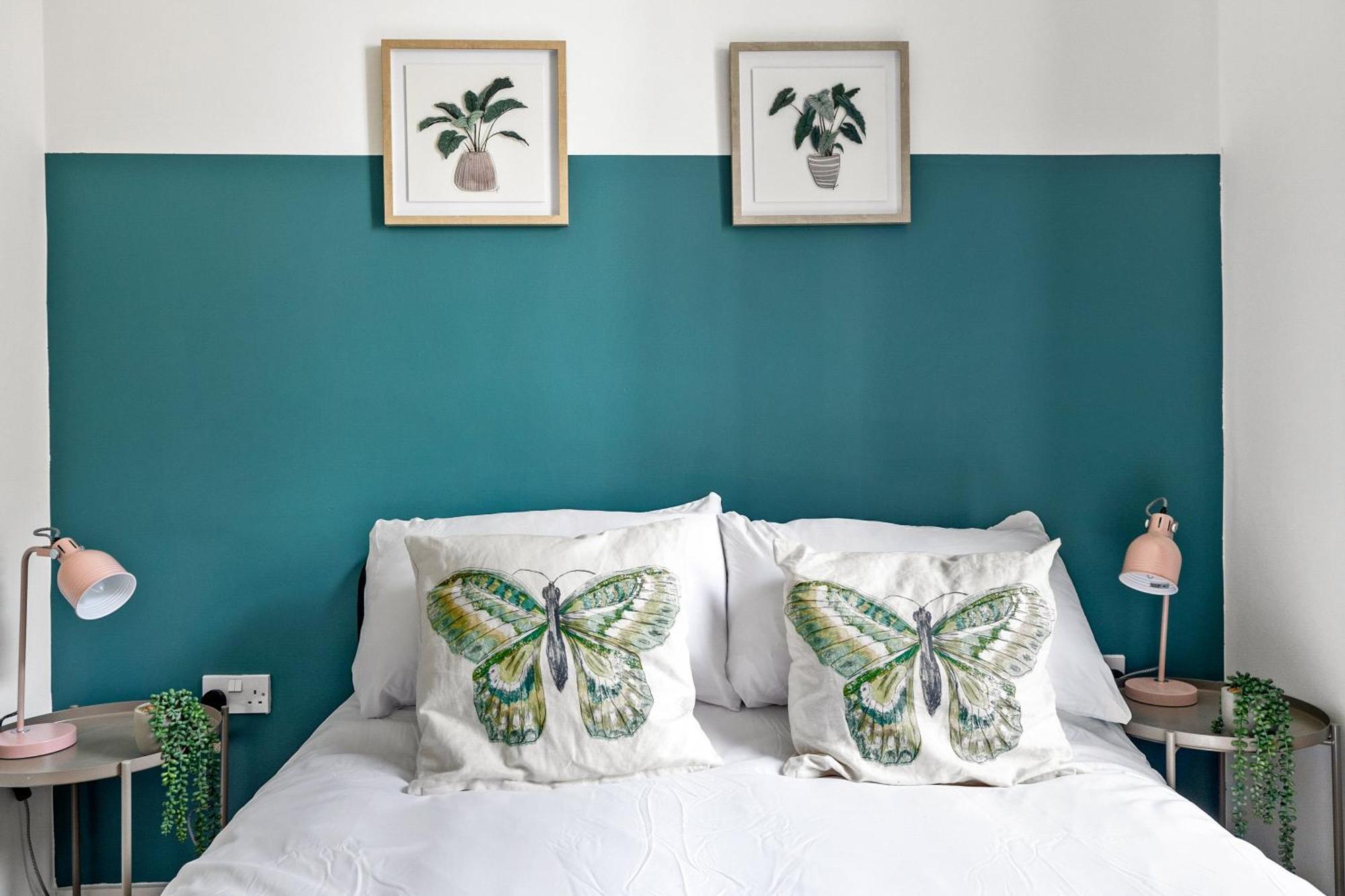Spacious House By Quay - Sleeps 7 - Free Parking Plymouth Kültér fotó