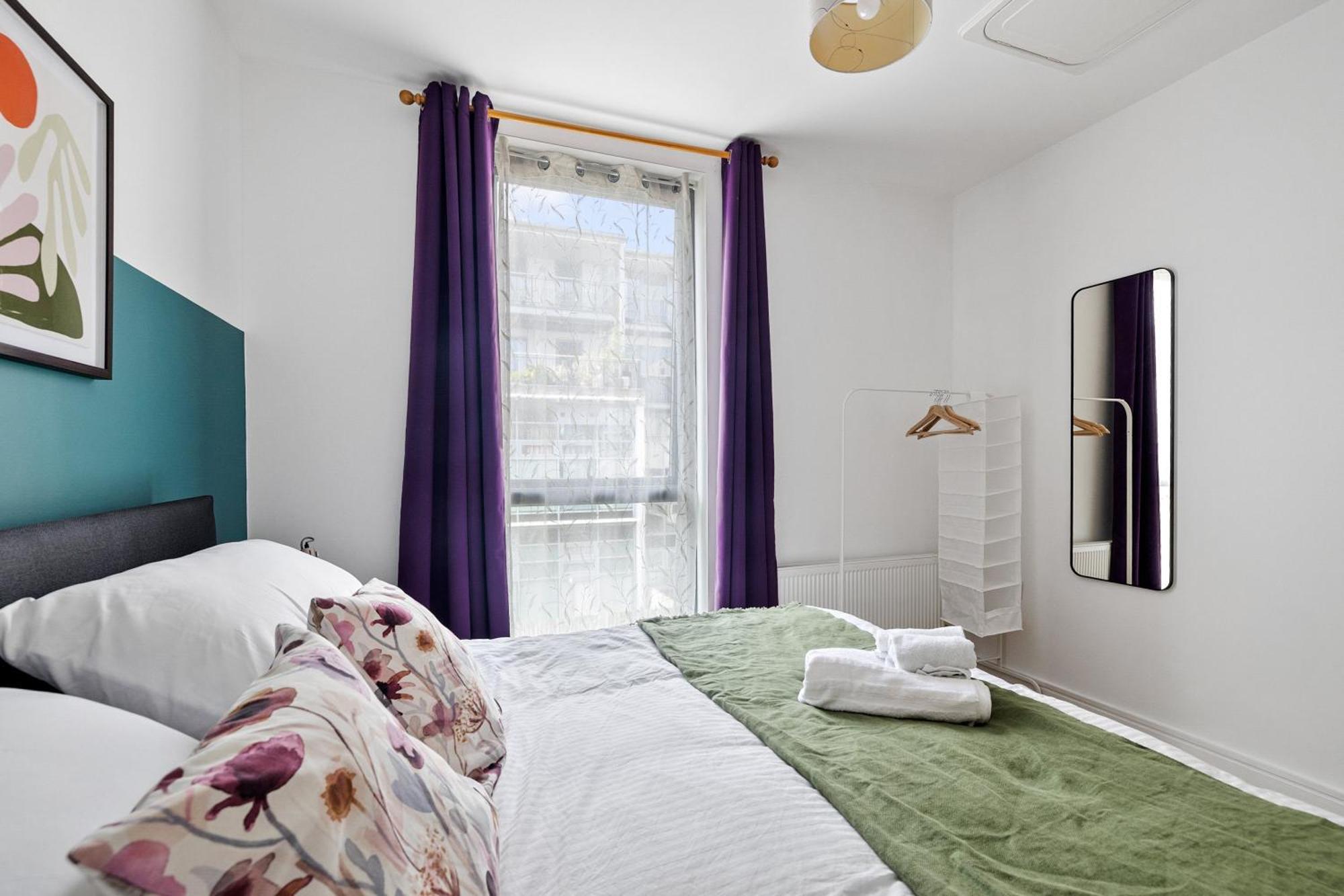 Spacious House By Quay - Sleeps 7 - Free Parking Plymouth Kültér fotó